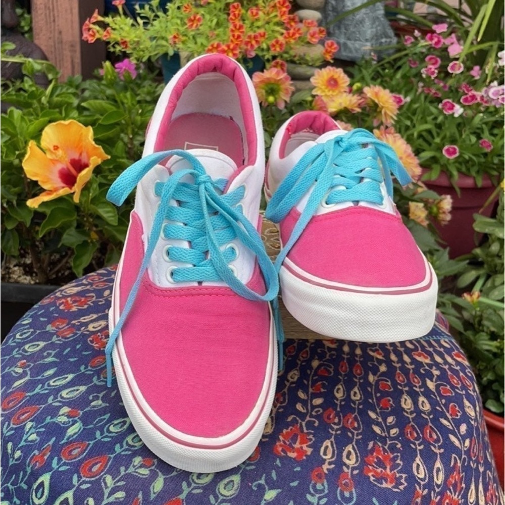 Vans Era Low Top Unisex Pink and White Sneakers
